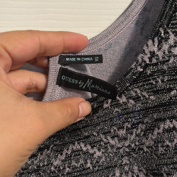 dress in good condition 95% nylon - Picture 2 of 2